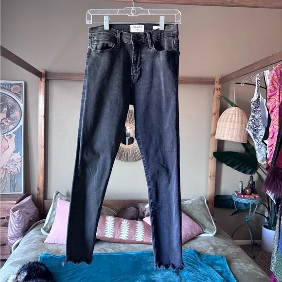 Frame Le High Skinny Whittier Wash Size 28 - Picture 2 of 5